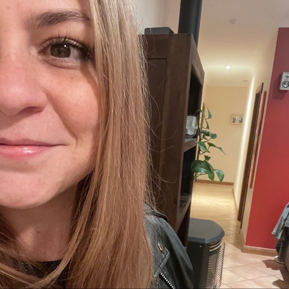 Meet your Posher, B - Picture 1 of 1